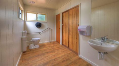 Interior of the wheelchair friendly amenities at Yarrawonga Riverlands Tourist Park